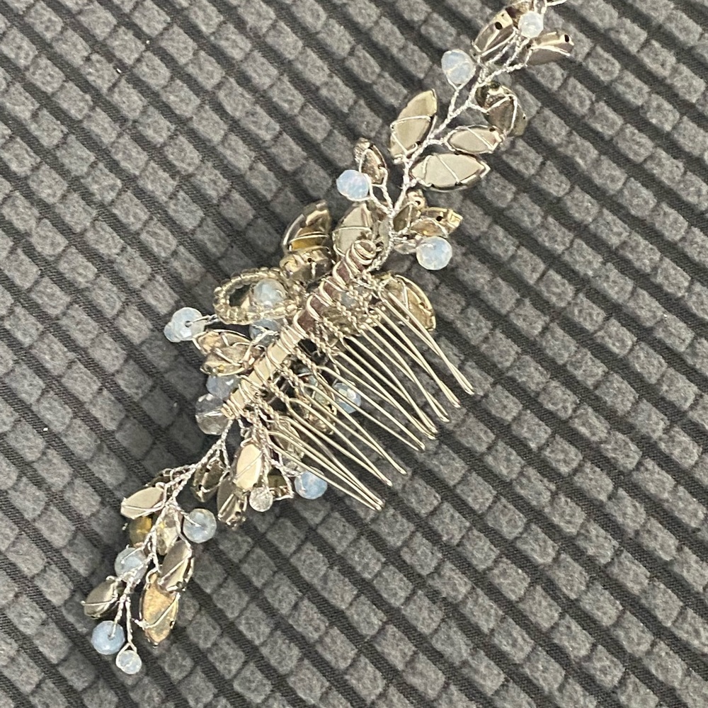 💎 Crystal Hair Comb Accessory 💎 - Picture 12 of 12